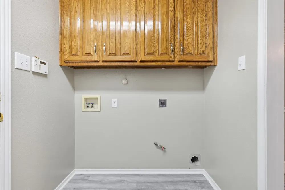 1718 Creek Valley Road Mesquite, TX 75181