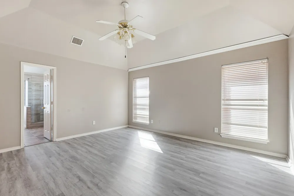 1718 Creek Valley Road Mesquite, TX 75181