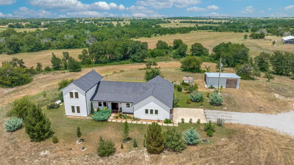 1346 County Road 2625 Decatur, TX 76234