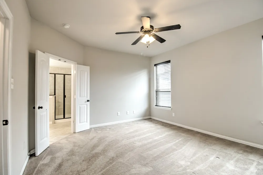 1809 SILVER OAKS Gainesville, TX 76240