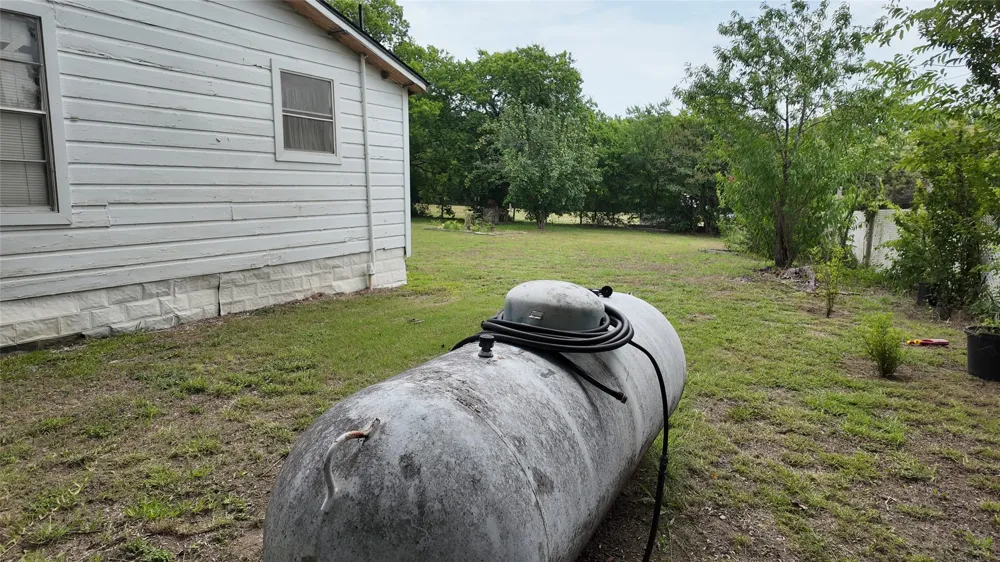 327 S Overlook Drive Red Oak, TX 75154