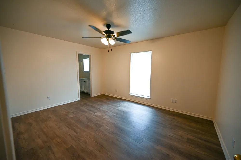 506 Valleyridge Court #B Decatur, TX 76234