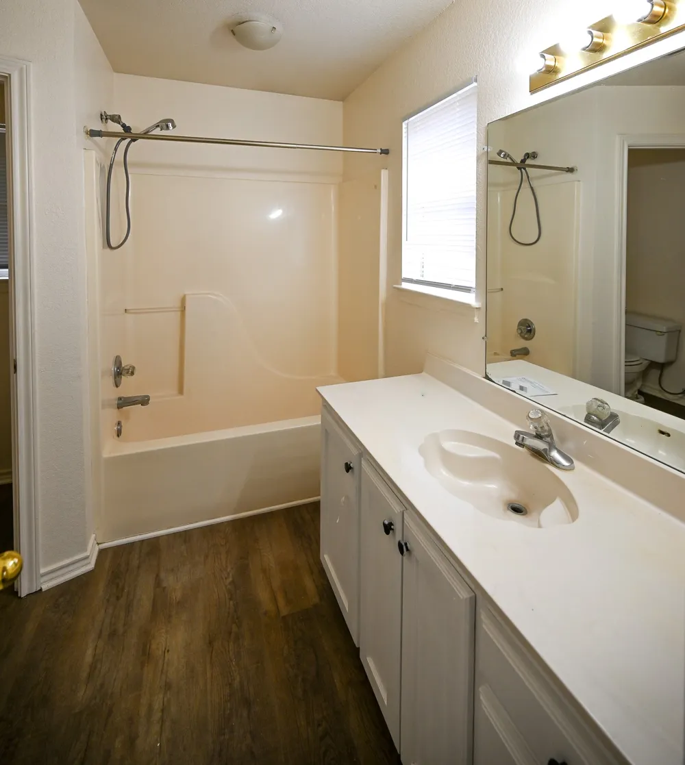 506 Valleyridge Court #B Decatur, TX 76234