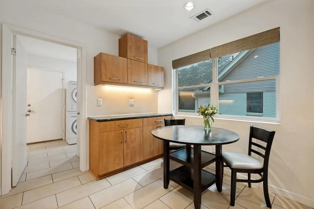 12022 Dixfield Drive Dallas, TX 75218