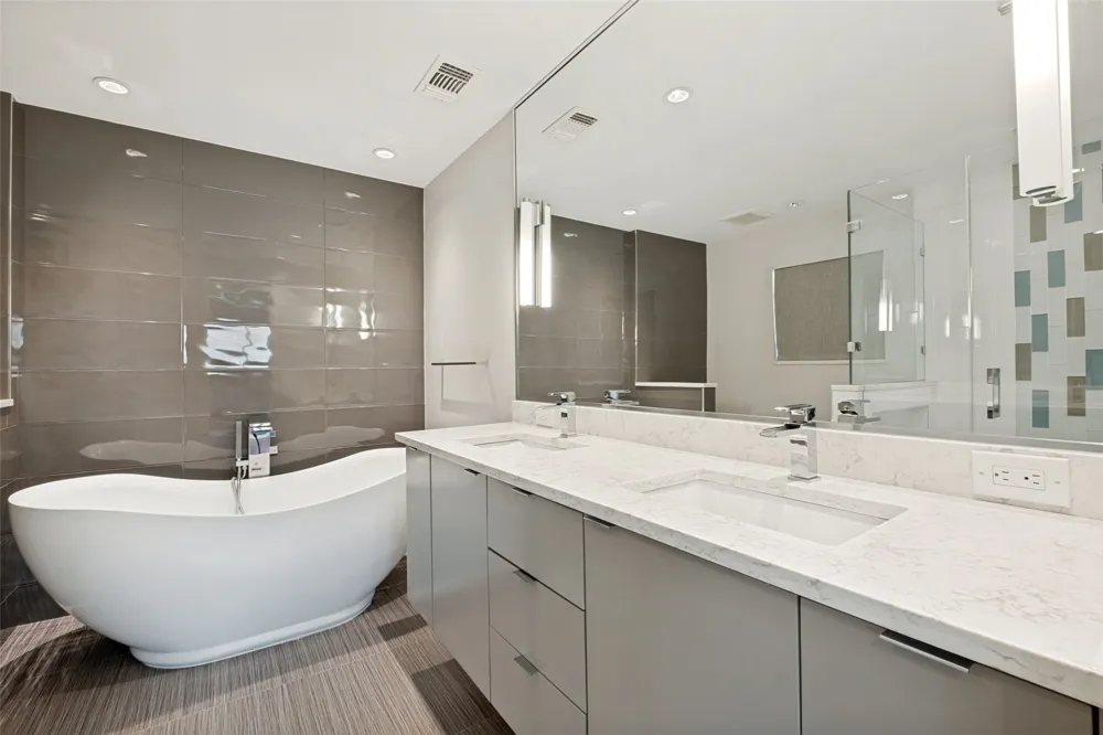 12022 Dixfield Drive Dallas, TX 75218