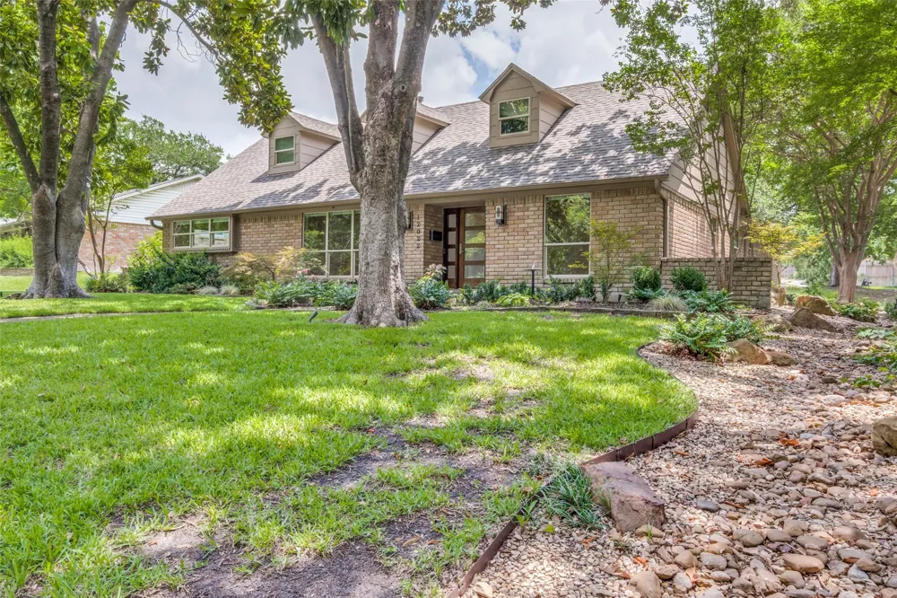 12022 Dixfield Drive Dallas, TX 75218