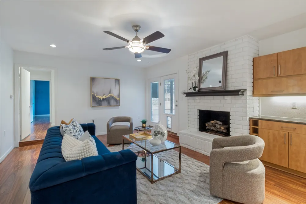 12022 Dixfield Drive Dallas, TX 75218