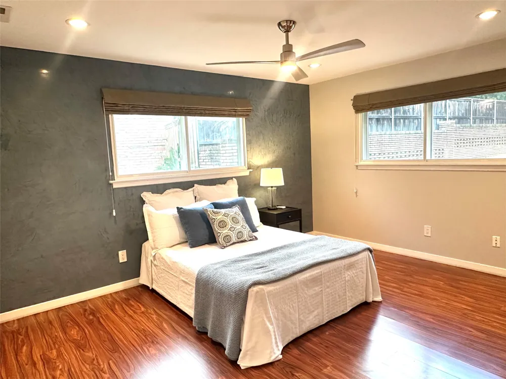 12022 Dixfield Drive Dallas, TX 75218