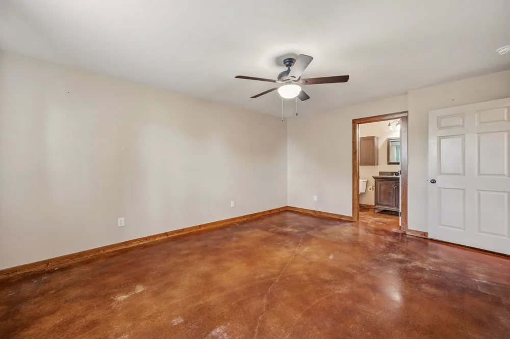341 Wesley Chapel Road Jacksboro, TX 76458