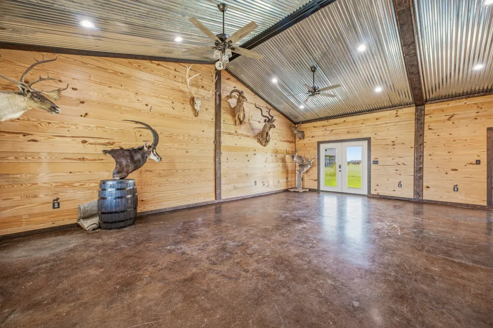 341 Wesley Chapel Road Jacksboro, TX 76458