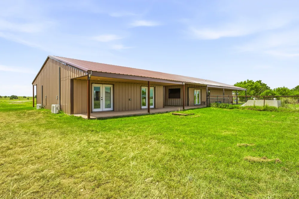 341 Wesley Chapel Road Jacksboro, TX 76458