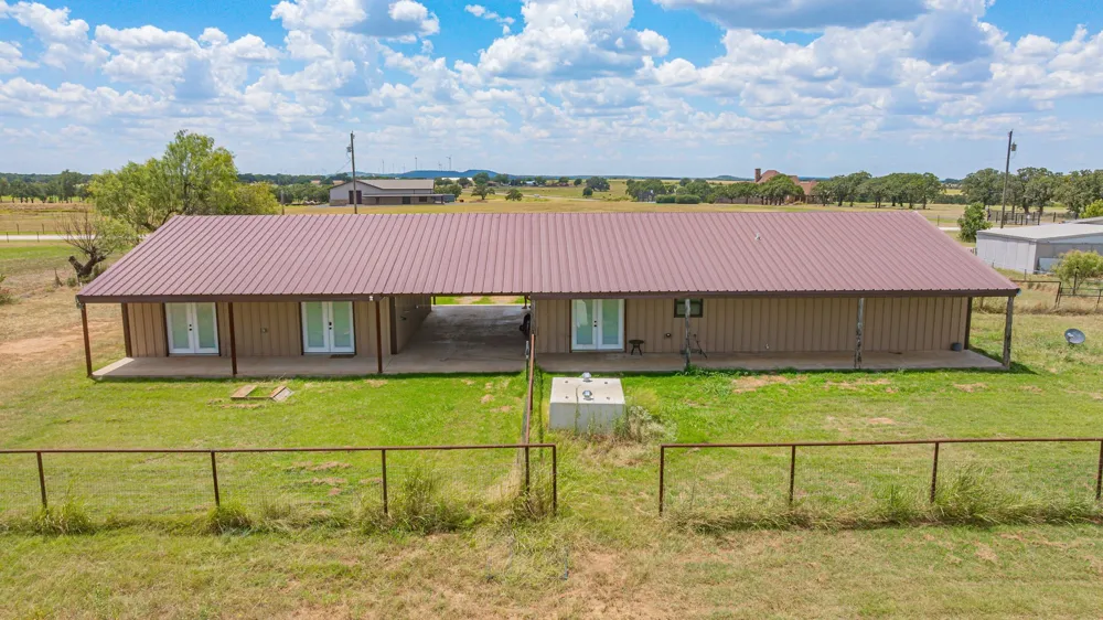 341 Wesley Chapel Road Jacksboro, TX 76458