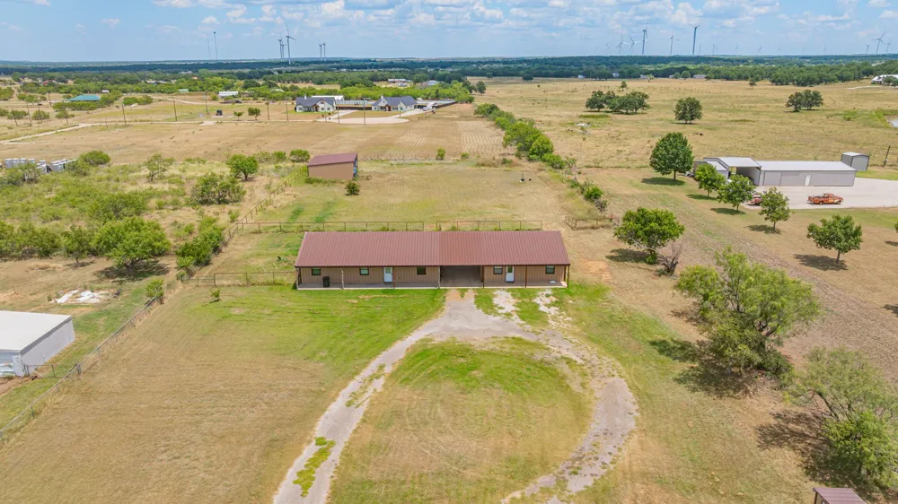 341 Wesley Chapel Road Jacksboro, TX 76458