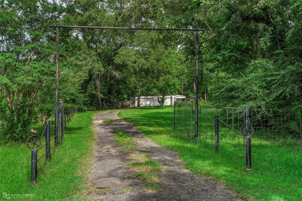773 Main Street Doyline, LA 71023