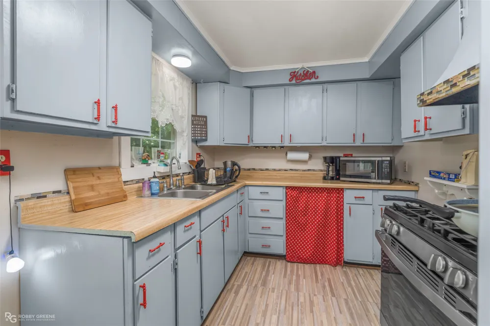773 Main Street Doyline, LA 71023