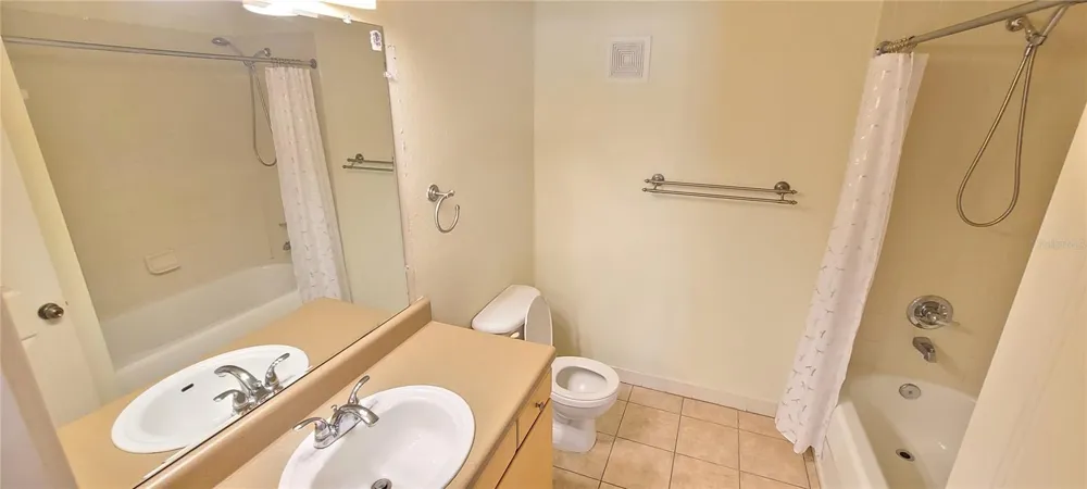 940 VILLAGE TRAIL #4-202 Port Orange, FL 32127