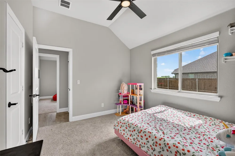 208 Shady Bank Way Nevada, TX 75173