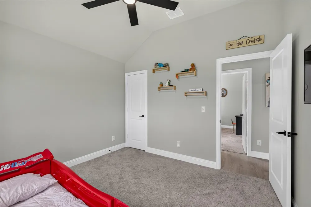 208 Shady Bank Way Nevada, TX 75173