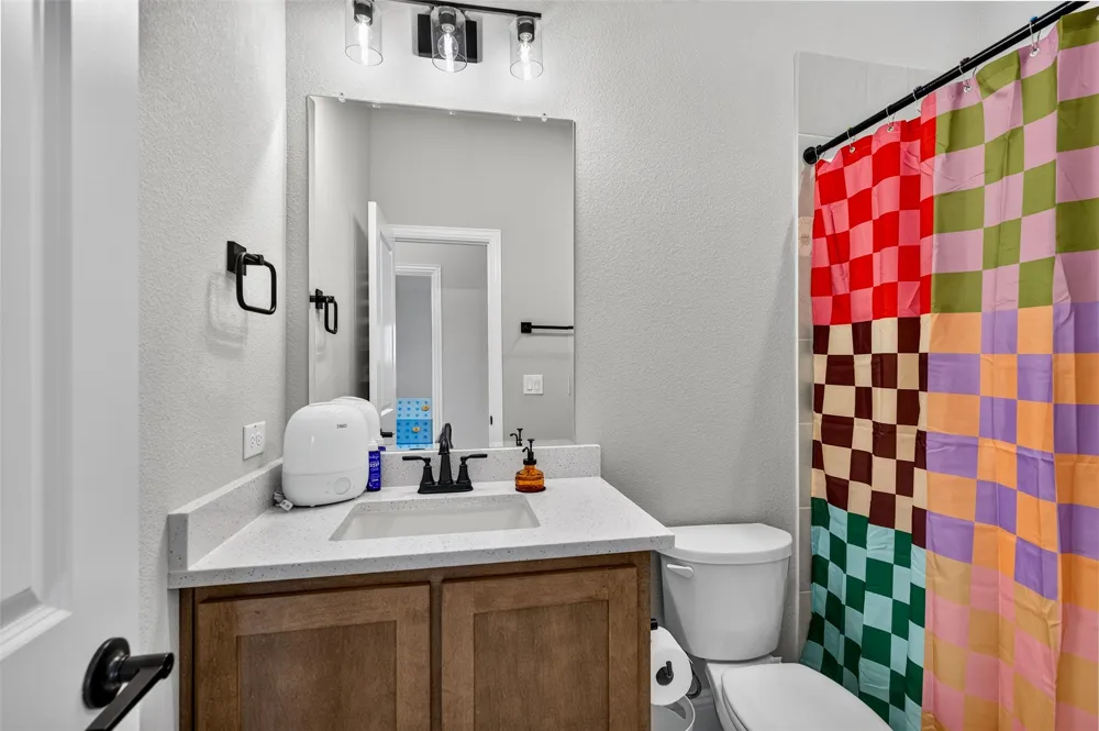 208 Shady Bank Way Nevada, TX 75173