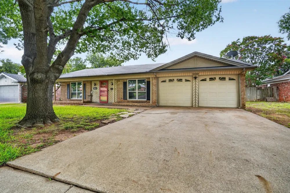 5016 Saint Lawrence Road Fort Worth, TX 76103