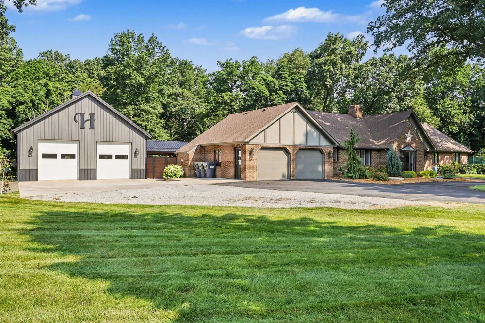 1555 Cardinal Drive St. Joseph, MI 49085