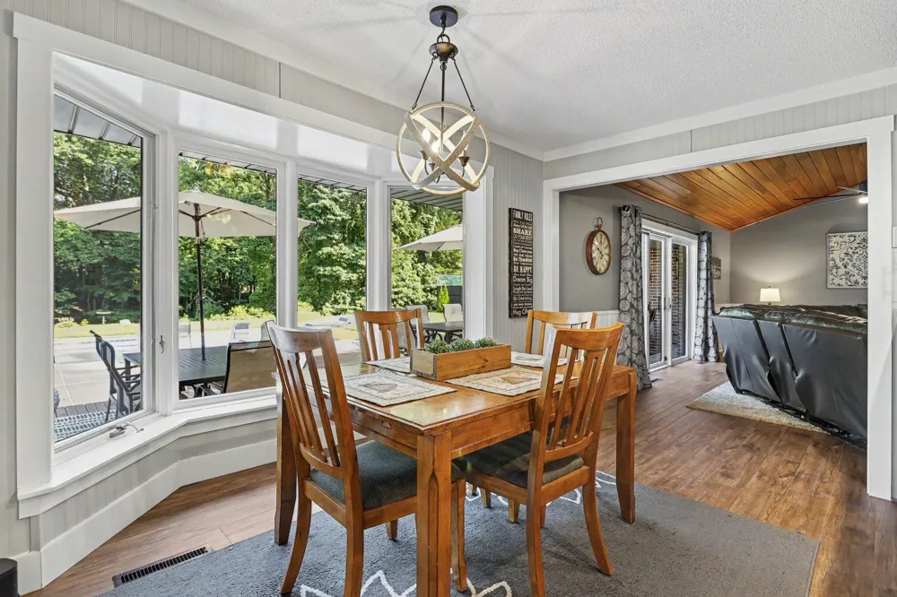 1555 Cardinal Drive St. Joseph, MI 49085