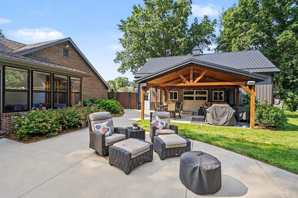 1555 Cardinal Drive St. Joseph, MI 49085