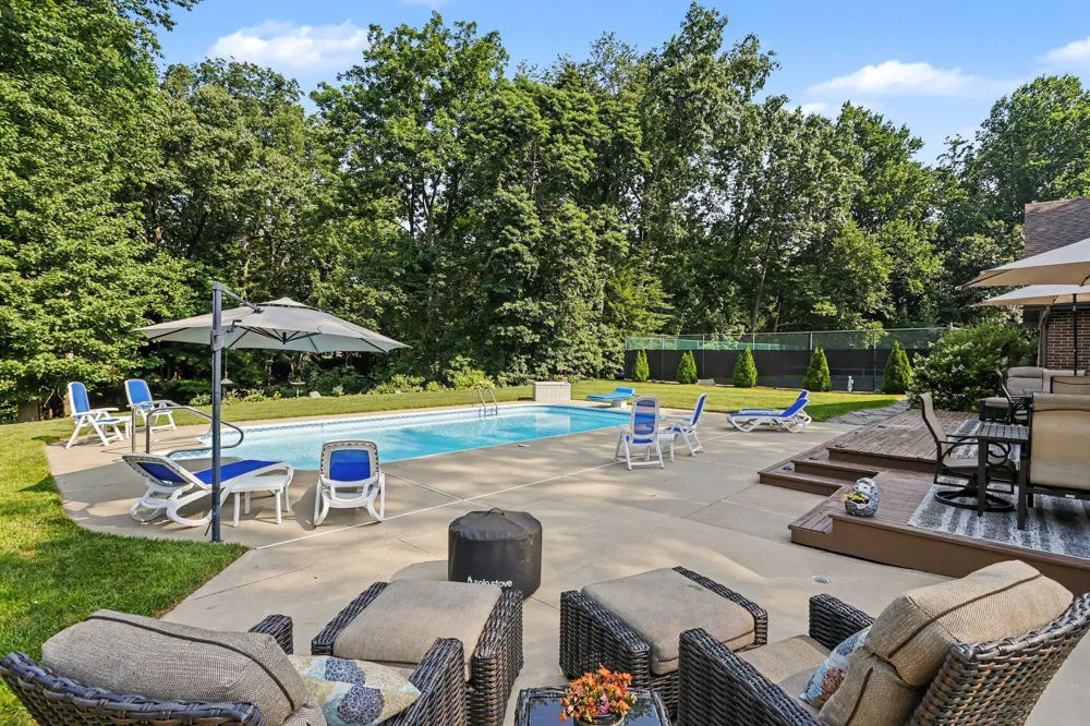 1555 Cardinal Drive St. Joseph, MI 49085