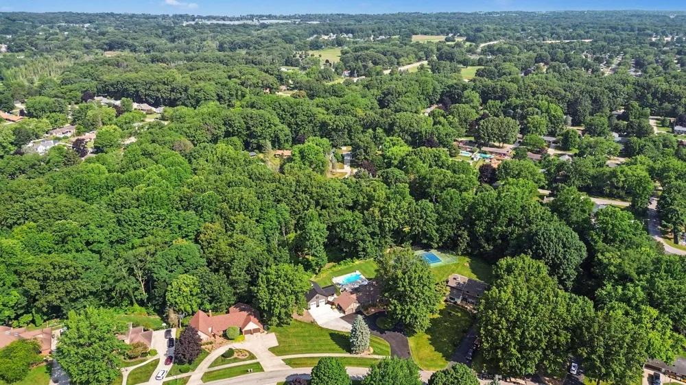1555 Cardinal Drive St. Joseph, MI 49085