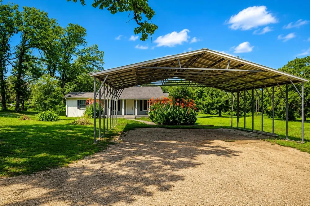 2329 Berlin Road Brenham, TX 77833