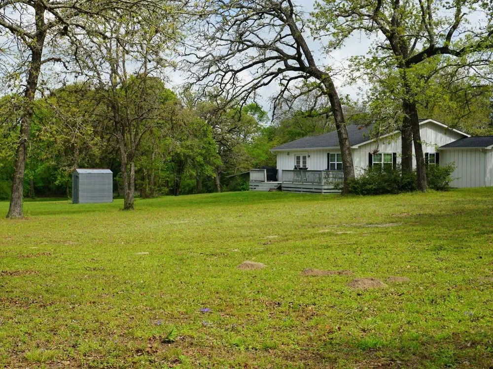2329 Berlin Road Brenham, TX 77833