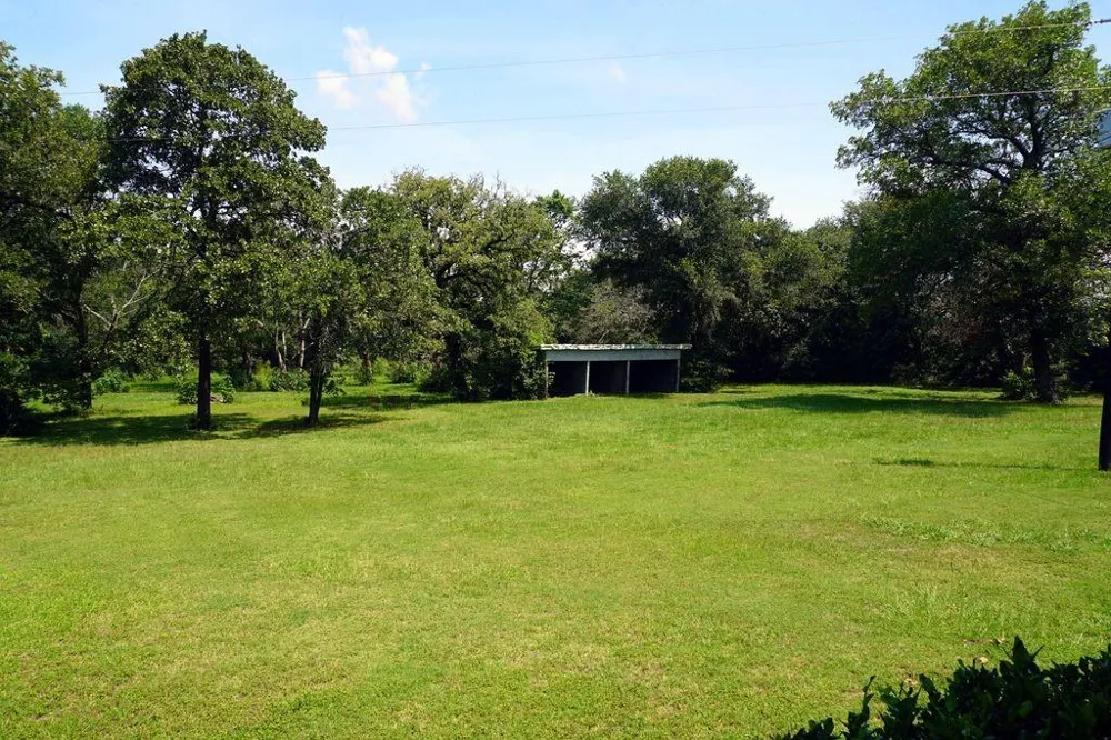 2329 Berlin Road Brenham, TX 77833