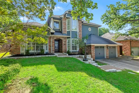 1012 Woodbriar Drive