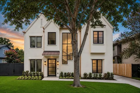 316 W 30th Street