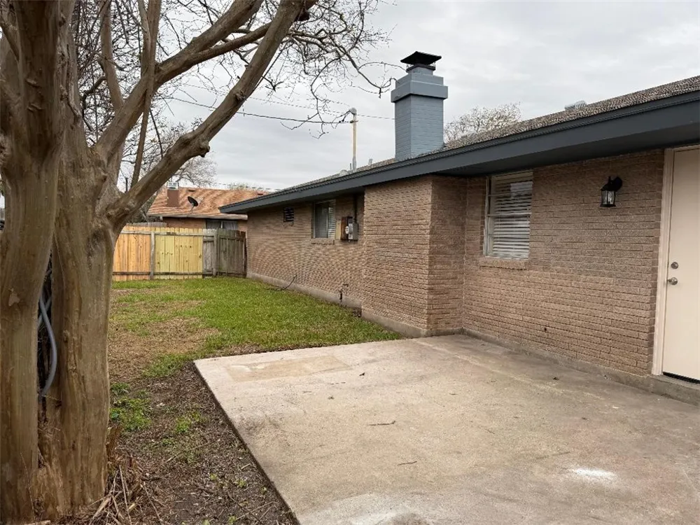 205 Santa Monica Street Portland, TX 78374