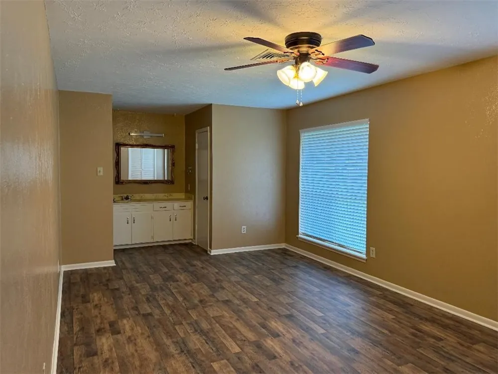 205 Santa Monica Street Portland, TX 78374