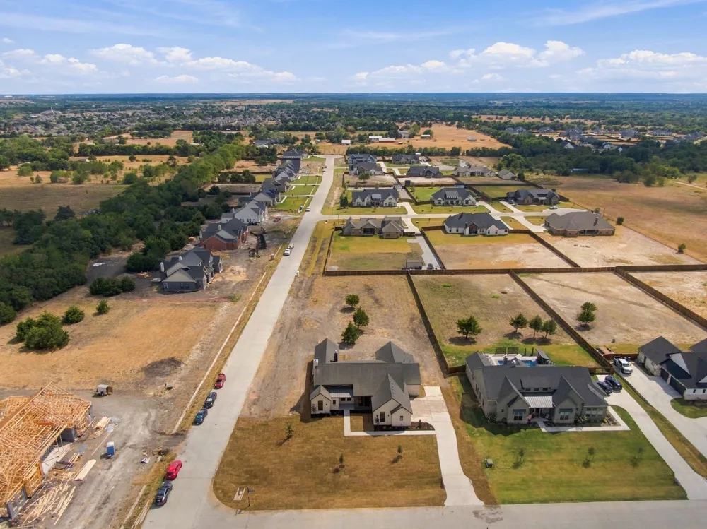 6040 Lindenwood Drive Midlothian, TX 76065