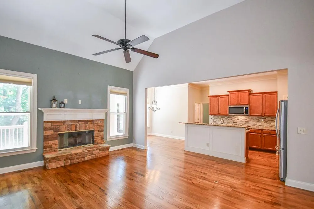 173 Indian Oak Drive Waleska, GA 30183