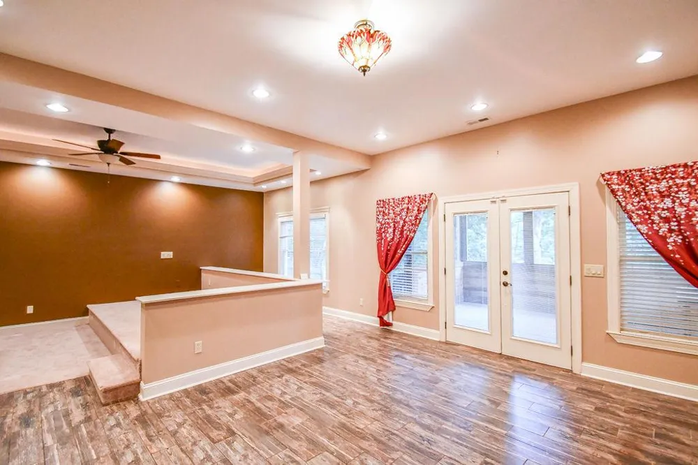 173 Indian Oak Drive Waleska, GA 30183