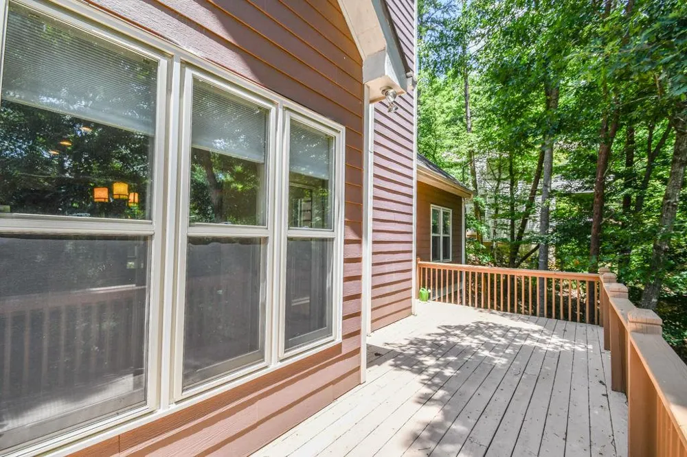 173 Indian Oak Drive Waleska, GA 30183