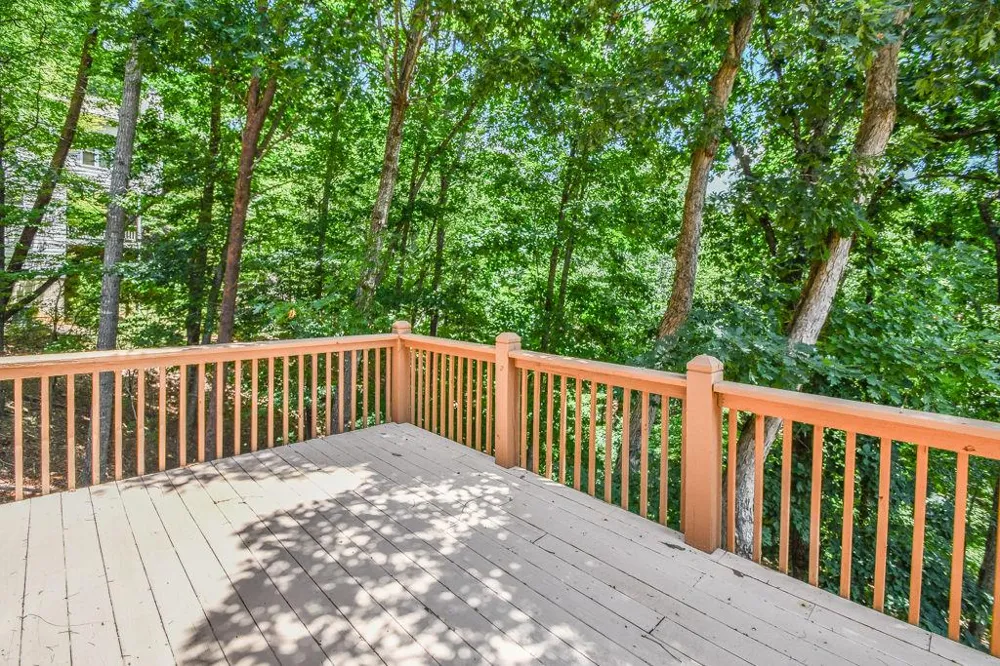173 Indian Oak Drive Waleska, GA 30183