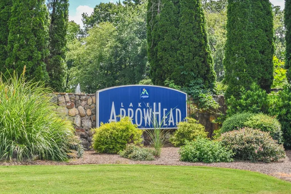 173 Indian Oak Drive Waleska, GA 30183