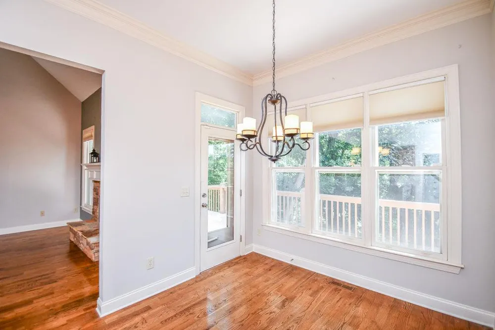 173 Indian Oak Drive Waleska, GA 30183