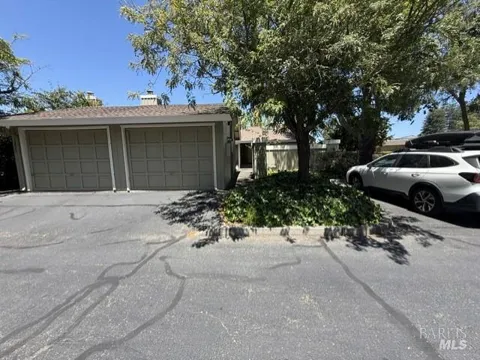 1824 Arroyo Sierra Drive