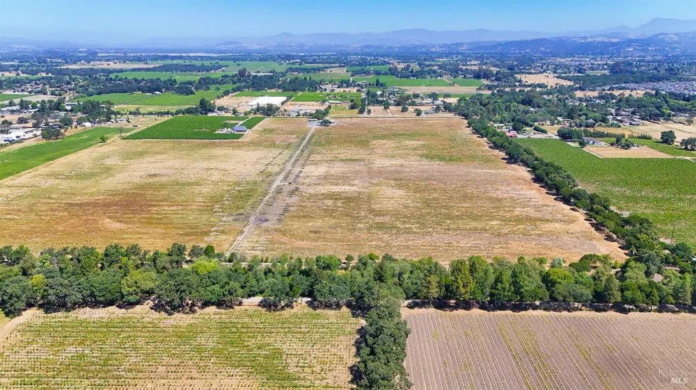 2942 Guerneville Road Santa Rosa, CA 95401