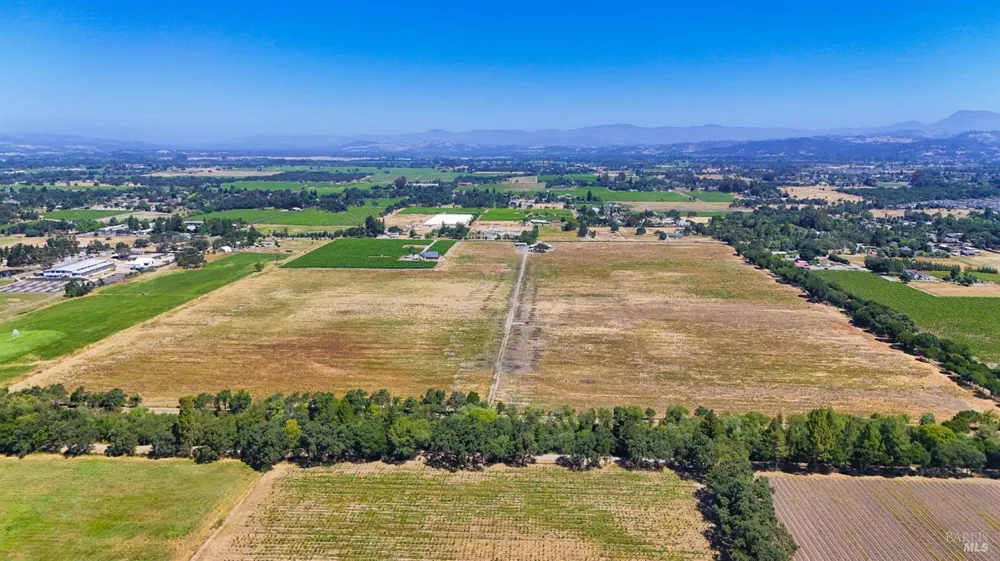 2942 Guerneville Road Santa Rosa, CA 95401