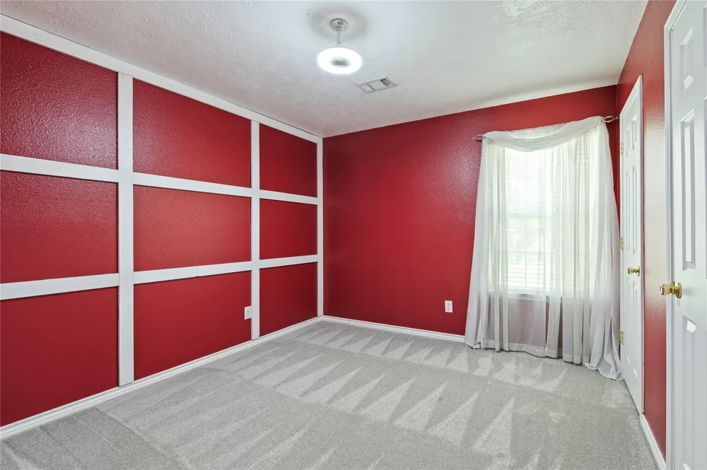 5710 County Road 166 Alvin, TX 77511