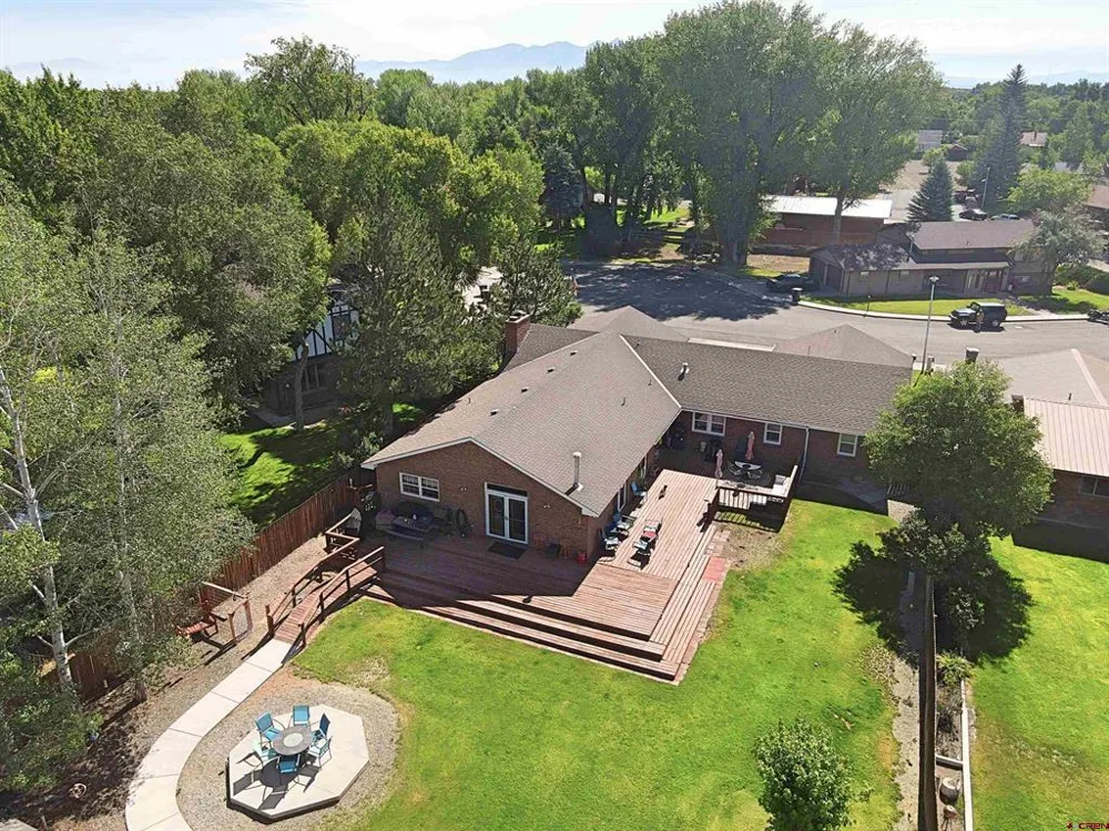 5 Mountain View Place Alamosa, CO 81101