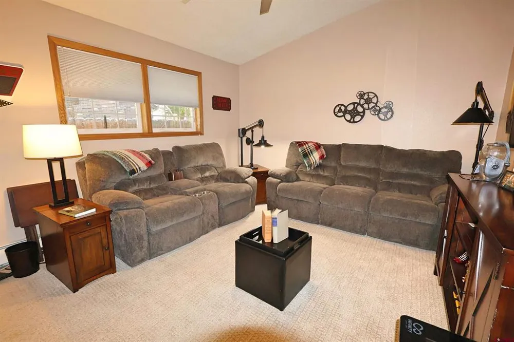 5 Mountain View Place Alamosa, CO 81101