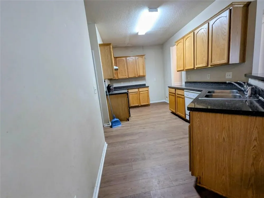 3526 Clear Creek Crossing Kennesaw, GA 30144